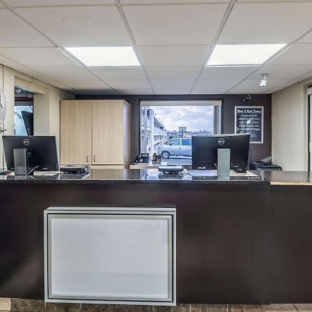 Rodeway Inn Dubuque Dış mekan fotoğraf